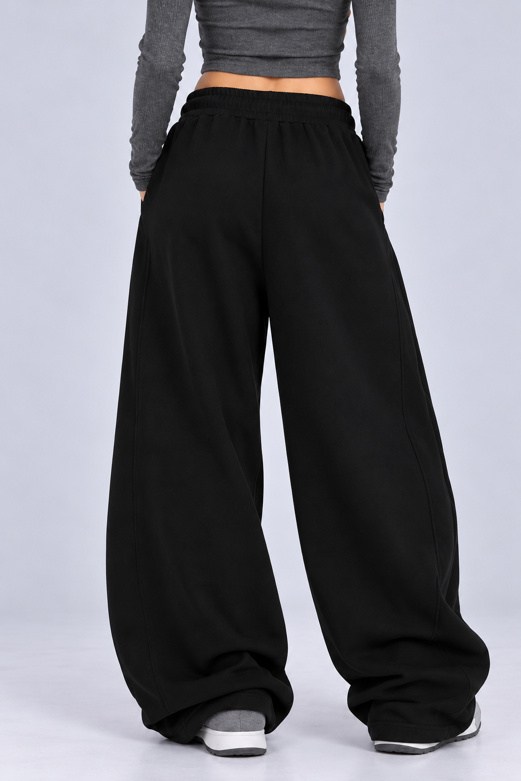 KAYO | RELAXED WIDE-LEG SWEATPANTS