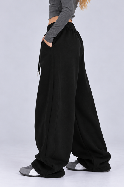 KAYO | RELAXED WIDE-LEG SWEATPANTS