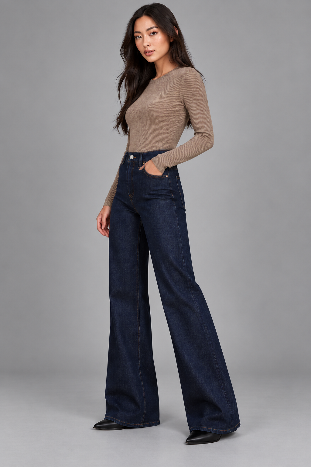 KAYO | DUNKLE FLARED JEANS