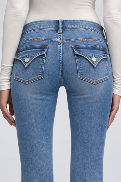 KAYO | BETH BABY-BOOTCUT-JEANS MIT PATTENTASCHEN