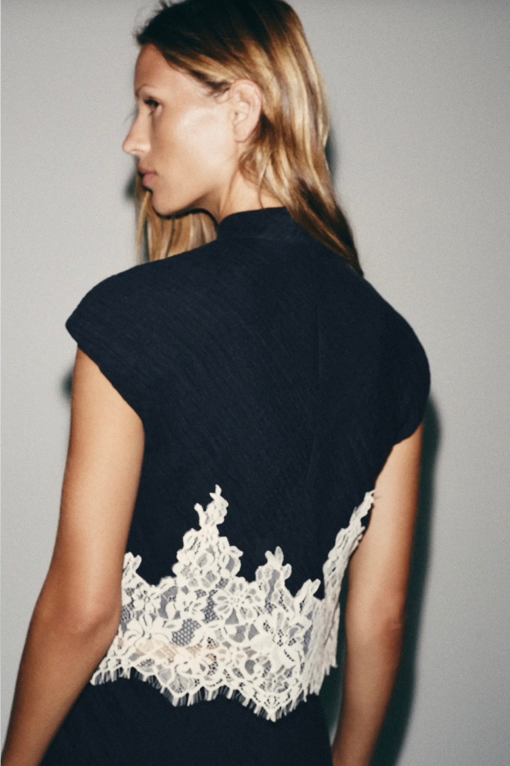 KAYO | T-SHIRT CROP LACE