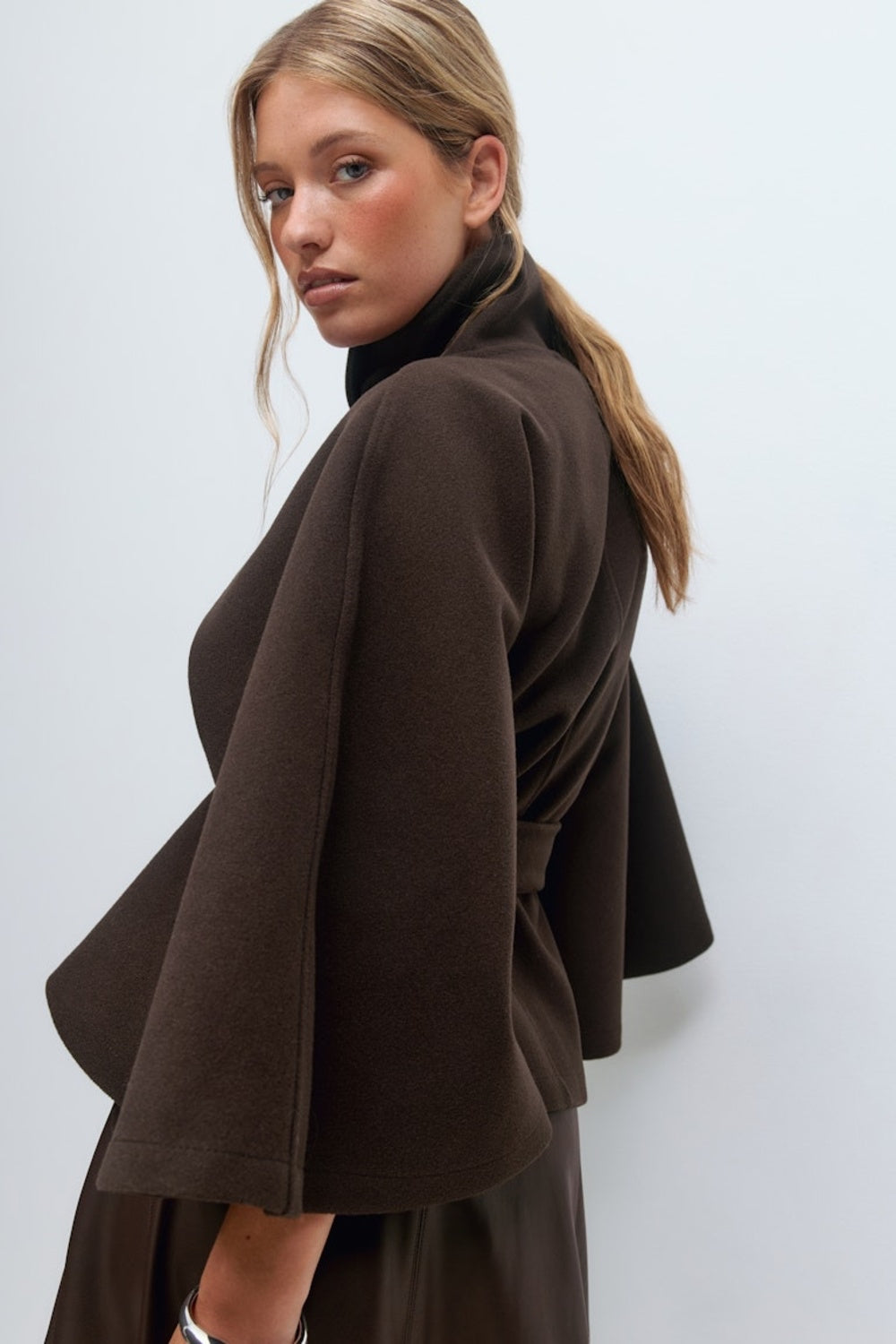 KAYO | BELT CAPE JACKET