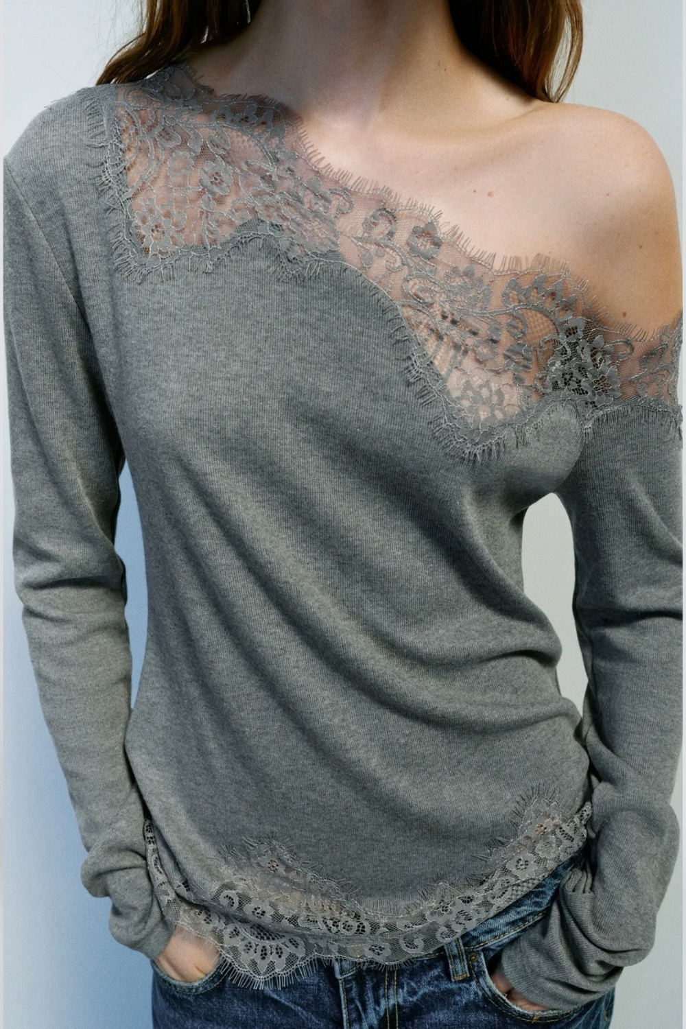 KAYO | LONG SLEEVE ASYMMETRIC LACE TOP
