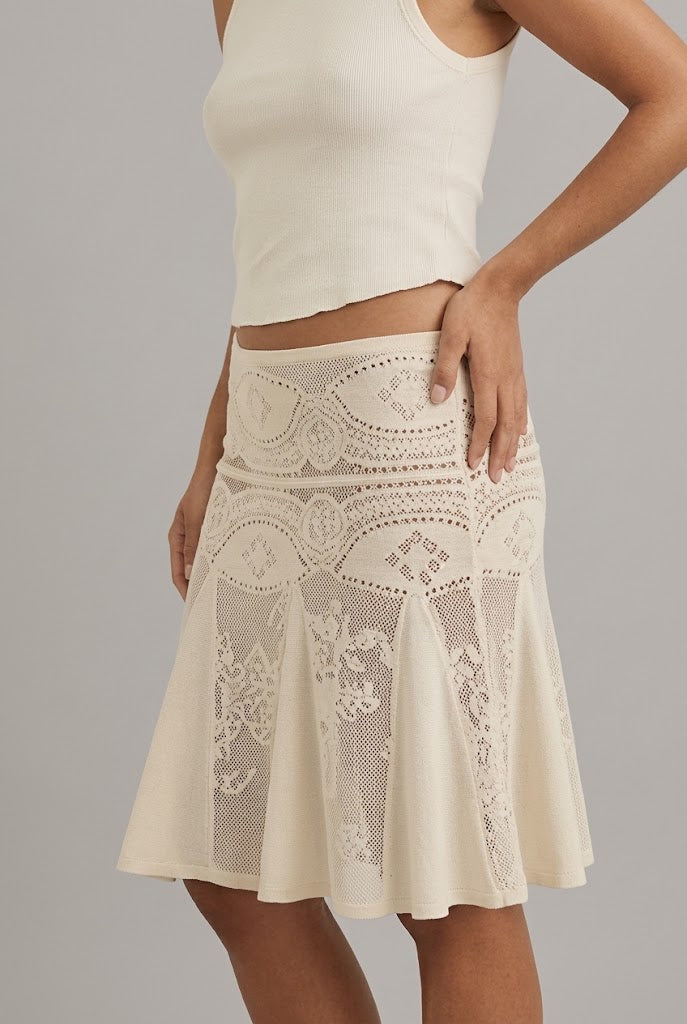 KAYO | LACE FLARE SKIRT